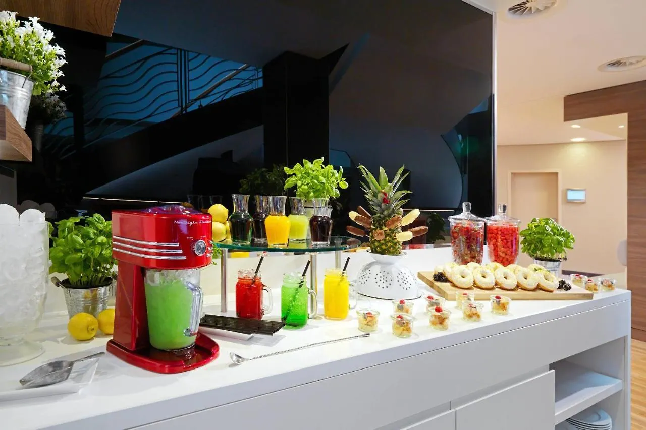 *****  Cologne Marriott Hotel Germania