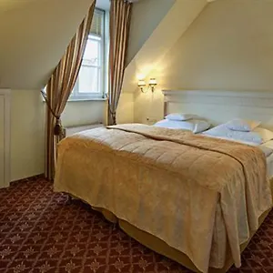 https://hotel-augusta.find-berlin-hotels.com